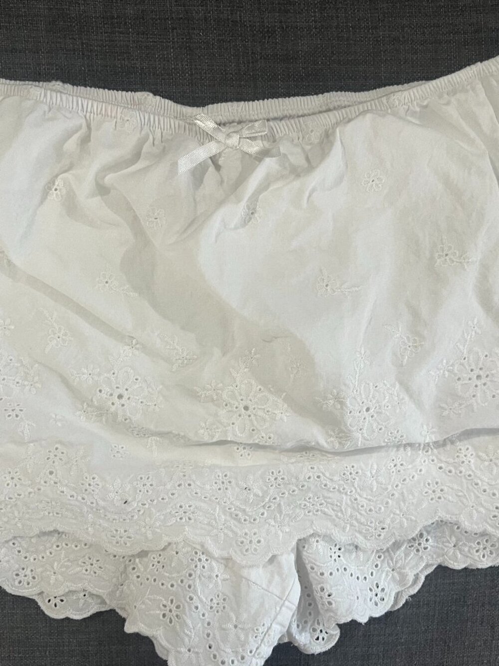 Womens Medium White Eyelet Mini Skort